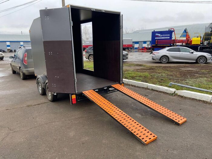 Трапы выдвижные с автовозным листом